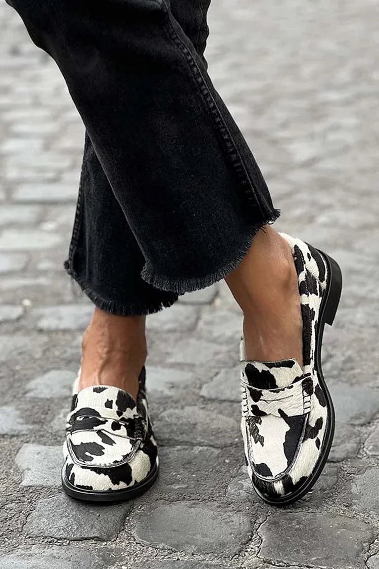 Audrun | Loafers med svart-hvitt kuledersmønster