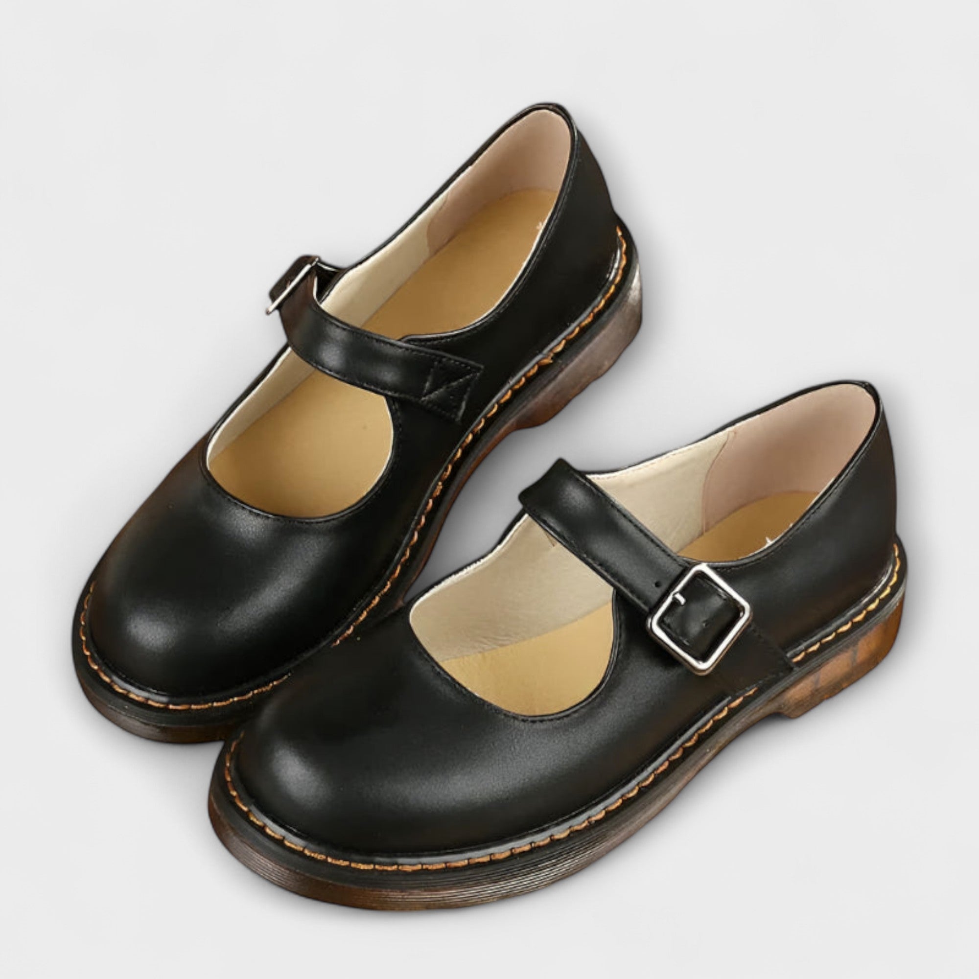 "Amanda | Klassiske Vintage Sko" can be rewritten as "Amanda | Tidløse Vintage Sko".